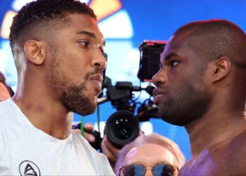 British boxer of Nigerian descent Anthony Joshua is set to become 3-time heavyweight champion against Daniel Dubois.