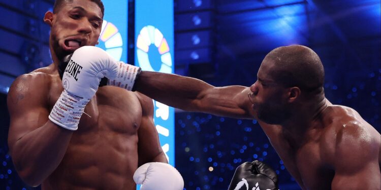 Anthony Joshua will have to wait to become a 3-time heavyweight champion after Daniel Dubois knocked him out in the 5th round at Wembley Stadium.