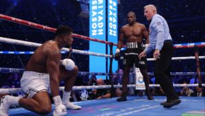 Anthony Joshua will have to wait to become a 3-time heavyweight champion after Daniel Dubois knocked him out in the 5th round at Wembley Stadium.