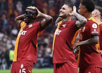 Victor Osimhen scores two goals along with an injury scare in Galatasaray's 3-3 draw against Kasimpasa in Turkey.