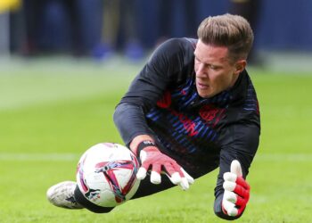 Barcelona set for emergency transfer talks after Marc-Andre ter Stegen injury