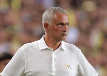 You dive too much – Mourinho slams Super Eagles star Osimhen