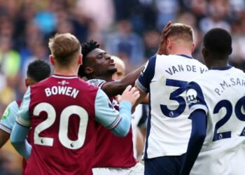 Mohammed Kudus sent off after taking down THREE Tottenham players in 4-1 loss