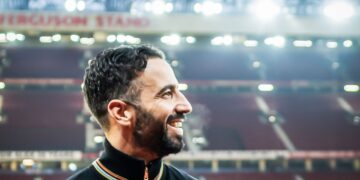 Amorim tours Old Trafford for the first time