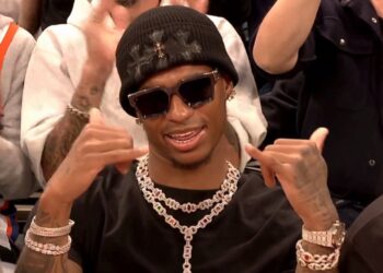 Fans bash Rashford after latest holiday pictures