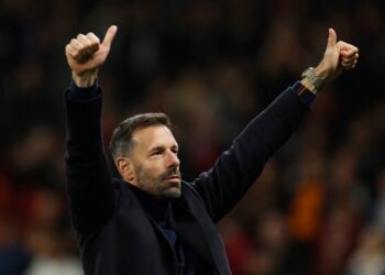 Ruud van Nisterooy set to become new Leicester City coach