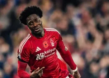 ‘We love him’ – Nuno confident Ola Aina will sign new deal at Forest