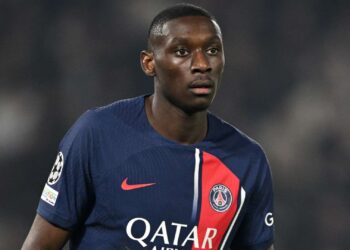 Manchester United make contact with PSG for Kolo Muani on loan