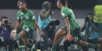 Ademola Lookman, Iwobi others en route to Abidjan for Benin clash! (Video)