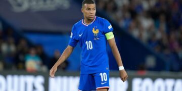 Mbappe’s troubles continue as Real Madrid forward dropped from France squad