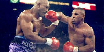 Holyfield teases ‘trilogy’ fight with Tyson