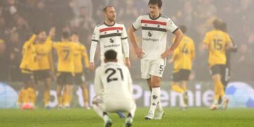 United suffer Boxing Day defeat at Wolves