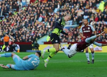 City struggles continue with defeat against Villa