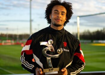 Joshua Zirkzee makes Serie A team of the season