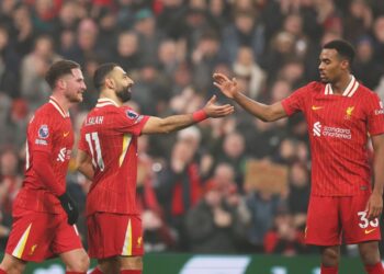 Liverpool extends lead with Boxing Day victory over Leicester