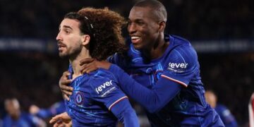 Chelsea defeat Brentford as they close gap on Liverpool