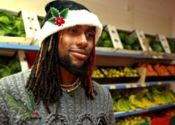 Fulham boss hails Iwobi for giving out free food for christmas