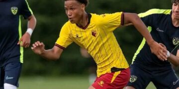 Chelsea sign son of ex Arsenal defender