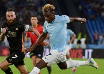 Super Eagles midfielder Fisayo Dele-Bashiru reveals favorite position