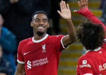 Liverpool and Arsenal duo shortlisted for PL POTM award
