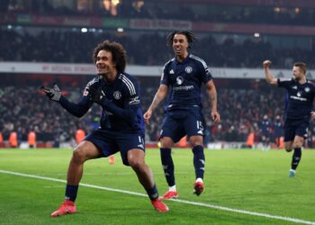 Manchester United triumphs over Arsenal in FA Cup penalty shootout