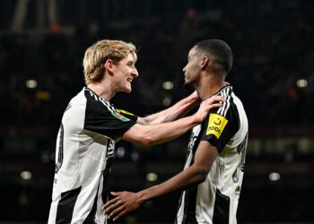 Newcastle beat Arsenal to take pole position en route to Wembley