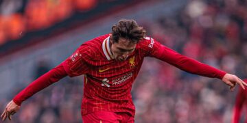 Chiesa scores first Liverpool goal in 4-0 rout of Accrington Stanley