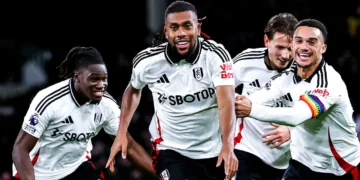 Iwobi overtakes Super Eagles legend Kanu Nwankwo to reach Premier League milestone