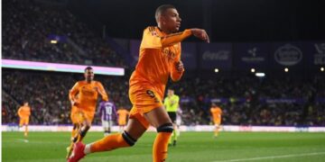 Madrid triumphs over Valladolid with Mbappé hat-trick
