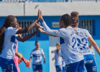 Babajide, Monday shine as Tenerife thumps Deportivo 5-1