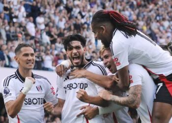 Iwobi in action as Fulham salvage injury-time point against Ipswich