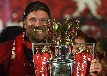 Jurgen Klopp offers beer treat to Liverpool stars if Man City lose Premier League titles over 115 charges