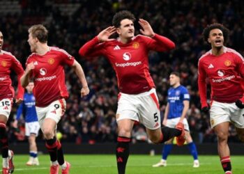 Manchester United secure crucial victory over Ipswich Town