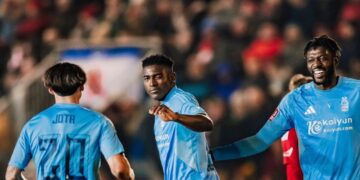 FA Cup: Taiwo Awoniyi scores as Nottingham Forest edge Exeter on penalties