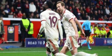 Bayern Munich ease past Leverkusen to reach Champions League quarter-finals
