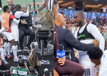 Panama players celebrate with Thierry Henry after late win over USA to reach CONCACAF Nations League final