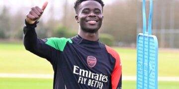 “Hello Again” – Saka returns to Arsenal training ahead of UCL clash with Real Madrid