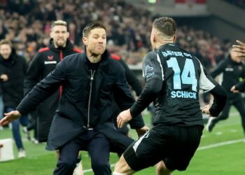 Leverkusen’s stunning comeback stuns Stuttgart as Bayern stumble in Bundesliga race