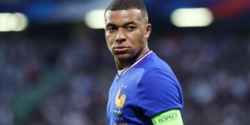 ‘Extremely happy’ – Mbappe reveals best choice to take over as France manager