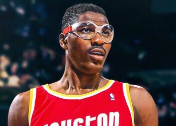 Hakeem ‘The Dream’ Olajuwon: Amazing Facts About The Nigerian Basketball Icon Who Dominated the NBA