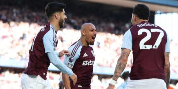 Aston Villa extend winning streak to 7 matches with slim win over Forest