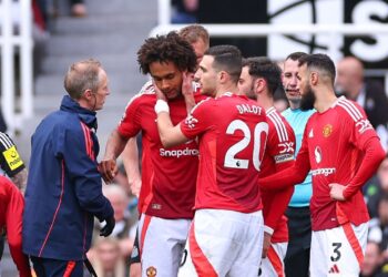 Amorim confirms Zirkzee out of Europa League return leg vs Lyon