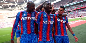 Crystal Palace crush Aston Villa to reach FA Cup final