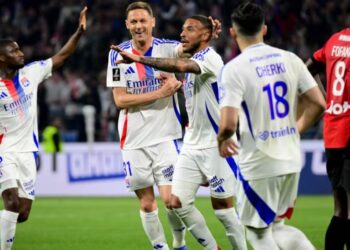 Ligue 1 Roundup: Strasbourg surge continues, Monaco held, Lyon back in form