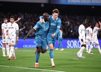 Lukaku and McTominay star as Napoli cruise past Empoli to keep title hopes alive