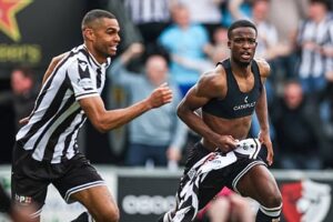 Super Eagles-eligible midfielder Roland Idowu emotional after bagging late winner against Ross County