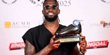 Tolu Arokodare wins the 2025 Ebony Shoe award