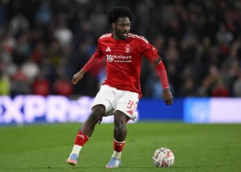 Ola Aina close to agreeing new deal with Nottingham Forest