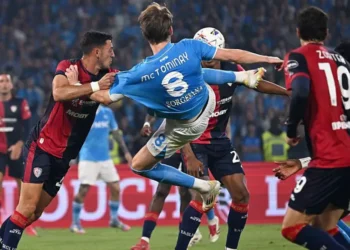Conte leads Napoli to Serie A title as Inter fall short in thrilling finale
