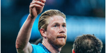 Kevin De Bruyne strike moves Man City closer to Champions League football